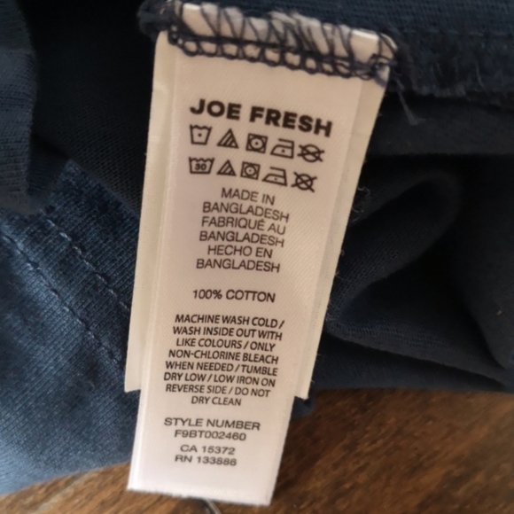 Joe Fresh cotton boys long sleeve tee size 4 - Picture 3 of 3